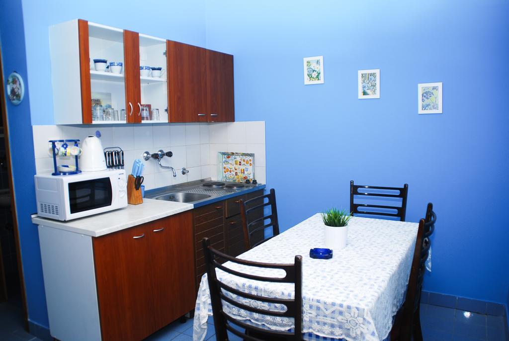 Apartments Bardak Ližnjan Værelse billede